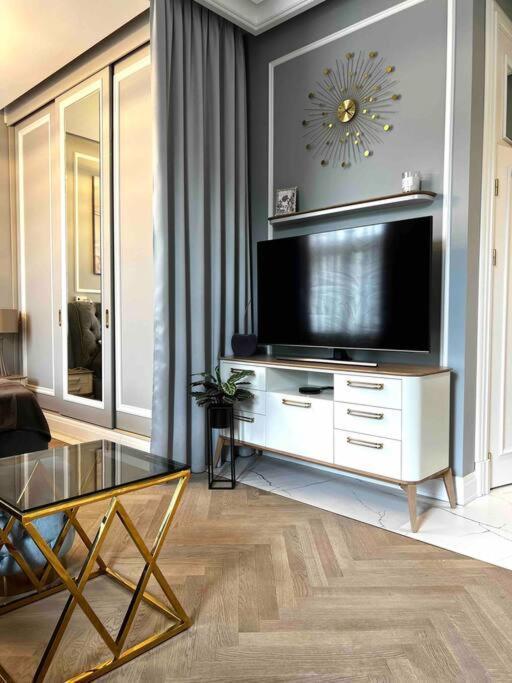 Studio Apartment In The Center Of Riga Esterno foto